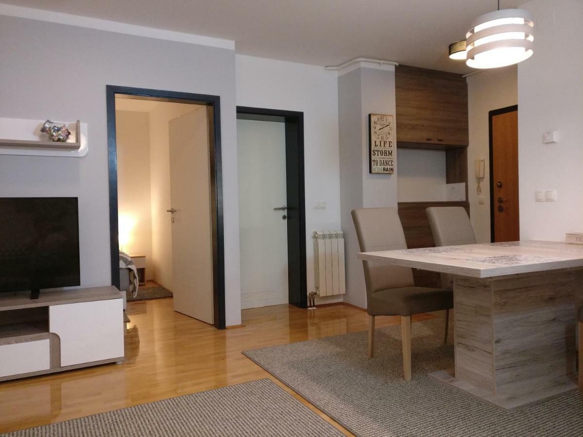 Apartman Luna Near Zagreb Airport Velika Gorica Ngoại thất bức ảnh