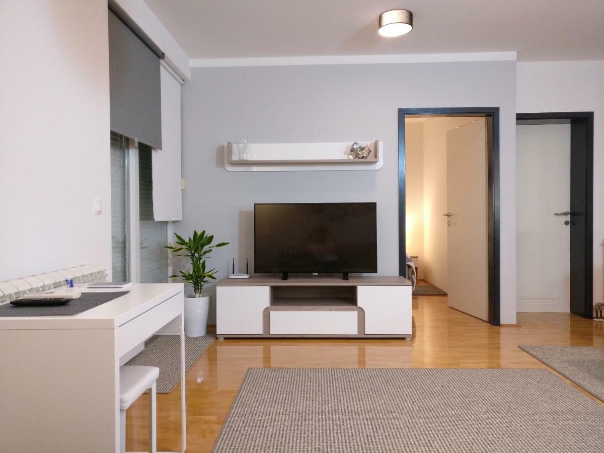 Apartman Luna Near Zagreb Airport Velika Gorica Ngoại thất bức ảnh